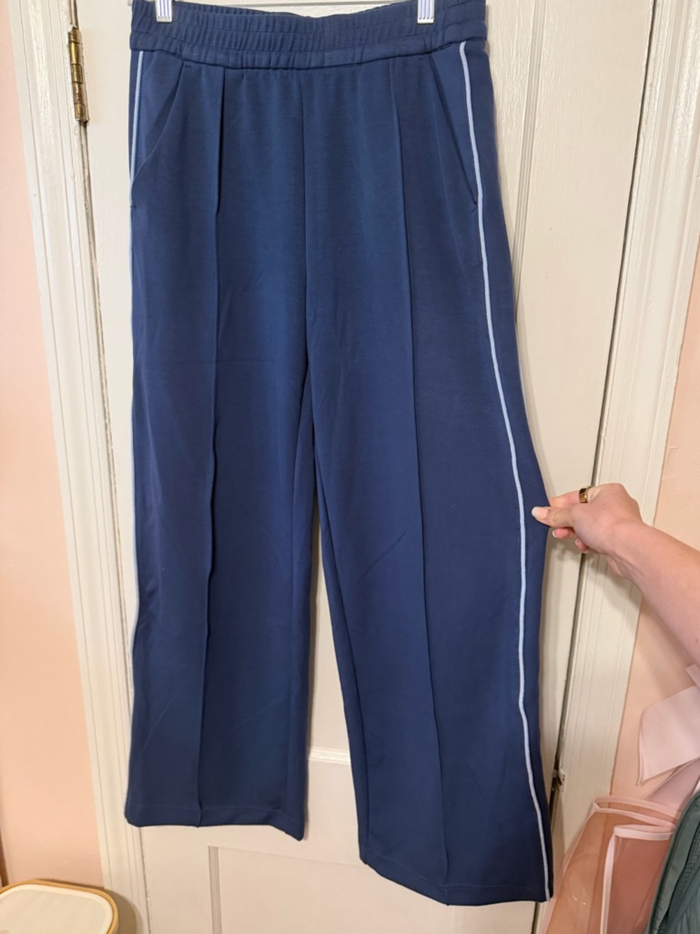 Casual Wide-Leg Blue Pants with Side Stripe